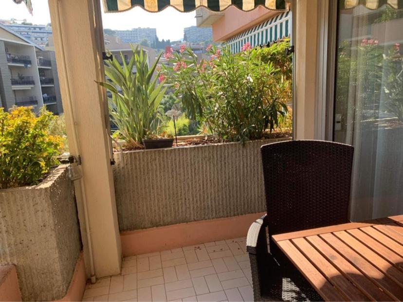 Appartement T2 En Bord De Mer Roquebrune-Cap-Martin Buitenkant foto